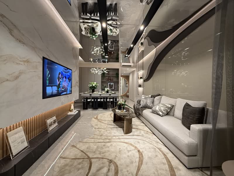 For Sale - Norwood Grand