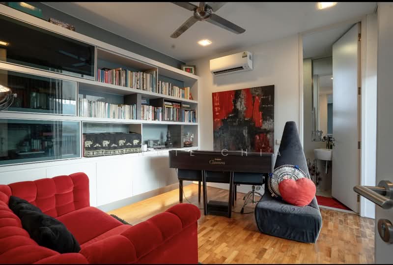 Goodman / Crescent Modern Semi D with Pool, , 5 Bedrooms, 3,400 sqft, Semi-Detached House For Sale, by Ronnie Chia, 500118859 - Living Room - PropertyGuru.com.sg