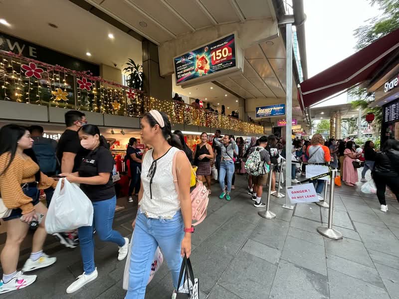 Freehold Foodcourt @ Lucky Plaza Orchard, orchard rd, 3,045 sqft, Food & Beverage For Sale, by May Hui, 500118860 - CommercialGuru.com.sg