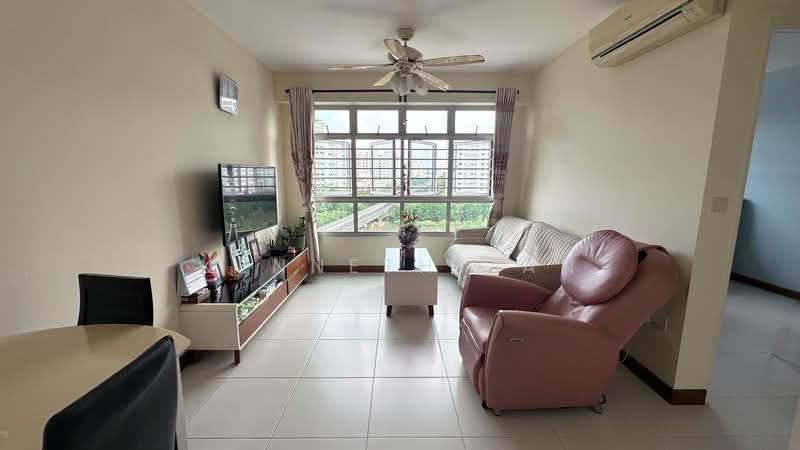 212A Punggol Walk, 212A Punggol Walk, 2 Bedrooms, 721 sqft, HDB Flat For Sale, by Kenneth Tan, 500118861 - Living Room - PropertyGuru.com.sg