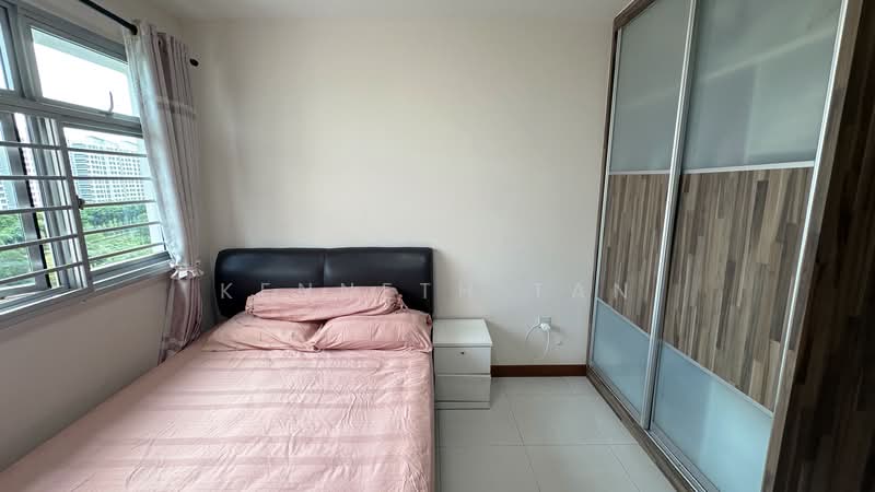 212A Punggol Walk, 212A Punggol Walk, 2 Bedrooms, 721 sqft, HDB Flat For Sale, by Kenneth Tan, 500118861 - Master Bedroom - PropertyGuru.com.sg
