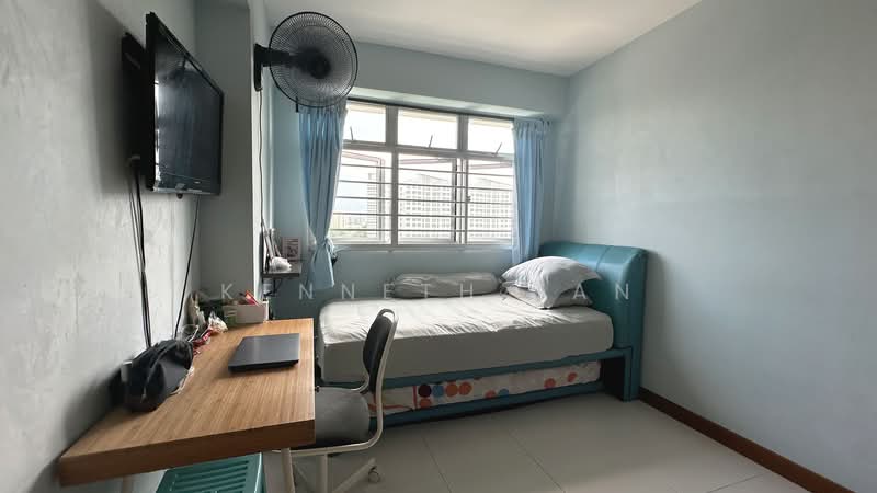 212A Punggol Walk, 212A Punggol Walk, 2 Bedrooms, 721 sqft, HDB Flat For Sale, by Kenneth Tan, 500118861 - Bedroom - PropertyGuru.com.sg