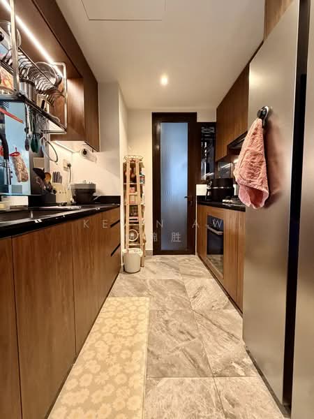 The Commodore, 65 Canberra Drive, 4 Bedrooms, 1,184 sqft, Condominium For Sale, by Kevin Aw 胡锦胜, 500118866 - Kitchen - PropertyGuru.com.sg