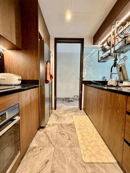 The Commodore, 65 Canberra Drive, 4 Bedrooms, 1,184 sqft, Condominium For Sale, by Kevin Aw 胡锦胜, 500118866 - Kitchen - PropertyGuru.com.sg