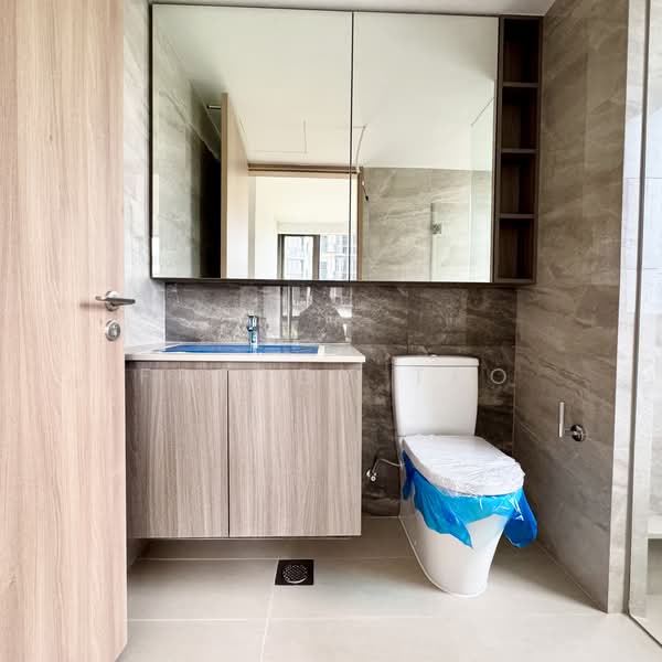 The Botany at Dairy Farm, 3 Dairy Farm Walk, 3 Bedrooms, 883 sqft, Condominium For Sale, by Freddy Teo, 500118876 - Bathroom - PropertyGuru.com.sg