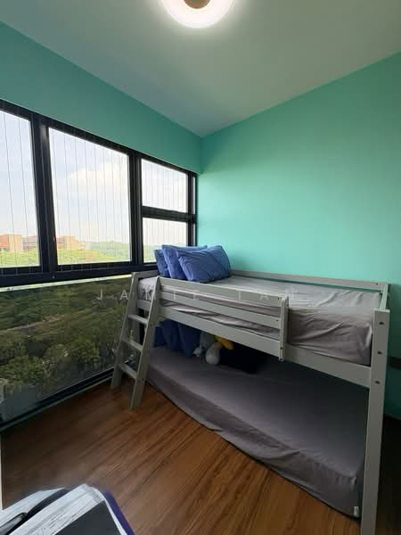 Westwood Residences EC, 180 Westwood Avenue, 3 Bedrooms, 1,034 sqft, Condominium For Sale, by Jamie Tan, 500118880 - 1st Common Bedroom - PropertyGuru.com.sg