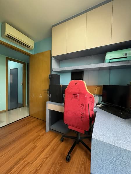 Westwood Residences EC, 180 Westwood Avenue, 3 Bedrooms, 1,034 sqft, Condominium For Sale, by Jamie Tan, 500118880 - 2nd Common Bedroom - PropertyGuru.com.sg