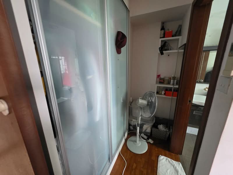 Whitewater, 21 Pasir Ris Street 72, 3 Bedrooms, 1,195 sqft, Executive Condominium For Sale, by Eric Liew, 500118886 - Interior - PropertyGuru.com.sg