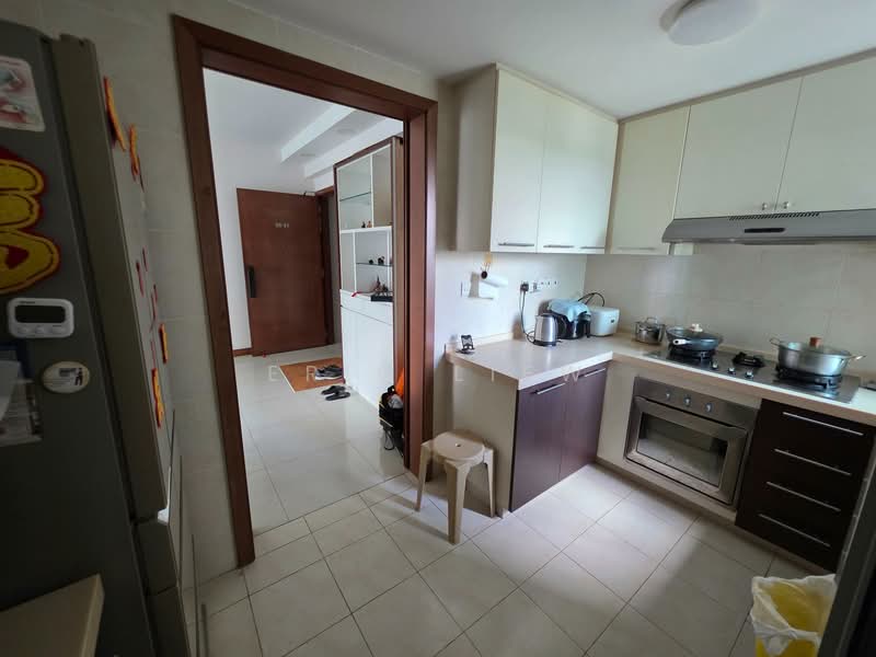 Whitewater, 21 Pasir Ris Street 72, 3 Bedrooms, 1,195 sqft, Executive Condominium For Sale, by Eric Liew, 500118886 - Kitchen - PropertyGuru.com.sg