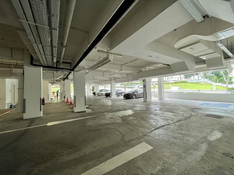 CES Centre, 171 Chin Swee Road, 2,066 sqft, Office For Rent, by Evelyn Evelyn, 500118909 - Car Park - CommercialGuru.com.sg