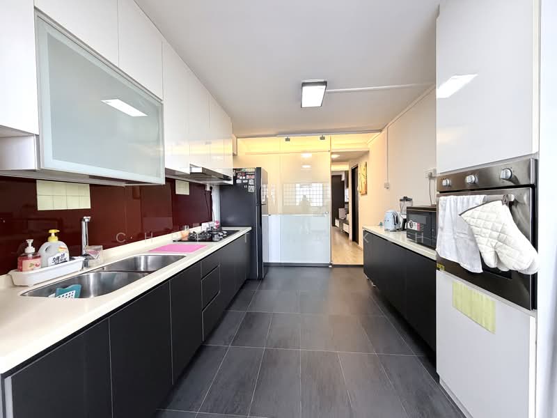 465 Ang Mo Kio Avenue 10, 465 Ang Mo Kio Avenue 10, 3 Bedrooms, 990 sqft, HDB Flat For Sale, by Christina Koh, 500118942 - Kitchen - PropertyGuru.com.sg