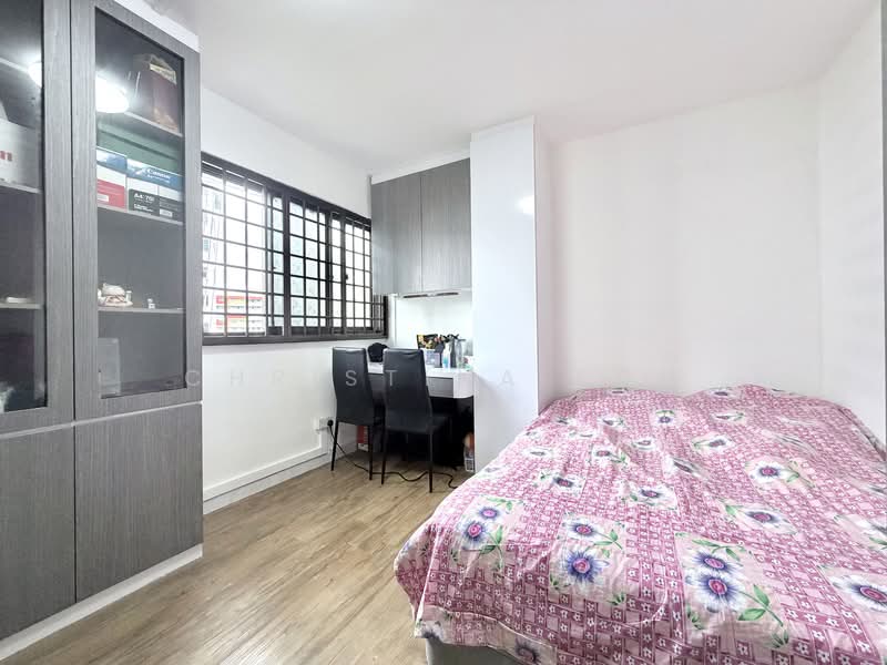 465 Ang Mo Kio Avenue 10, 465 Ang Mo Kio Avenue 10, 3 Bedrooms, 990 sqft, HDB Flat For Sale, by Christina Koh, 500118942 - Bedroom - PropertyGuru.com.sg