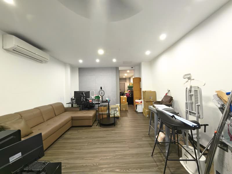 Onan Road, Onan Road, 4 Bedrooms, 1,753 sqft, Terraced House For Sale, by Heng Yi Zen, 500118946 - Living Room - PropertyGuru.com.sg