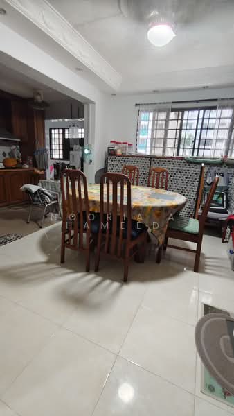 90 Bedok North Street 4, 90 Bedok North Street 4, 3 Bedrooms, 1,259 sqft, HDB Flat For Sale, by Nooria A Hameed, 500118959 - Dining Room - PropertyGuru.com.sg