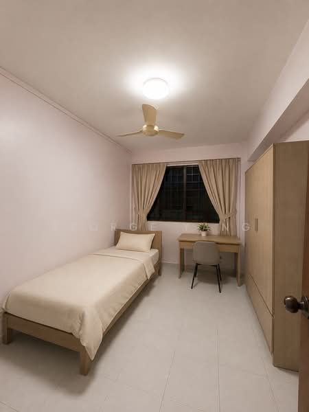 407 Serangoon Avenue 1, 407 Serangoon Avenue 1, 3 Bedrooms, 1,119 sqft, HDB Flat For Sale, by George Yang, 500118969 - Bedroom - PropertyGuru.com.sg