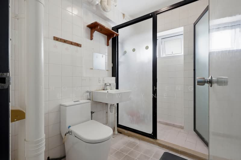 712 Pasir Ris Street 72, 712 Pasir Ris Street 72, 3 Bedrooms, 1,572 sqft, HDB Flat For Sale, by Thoo Weng Heng 杜咏恒 (Wayne), 500118972 - Bathroom - PropertyGuru.com.sg