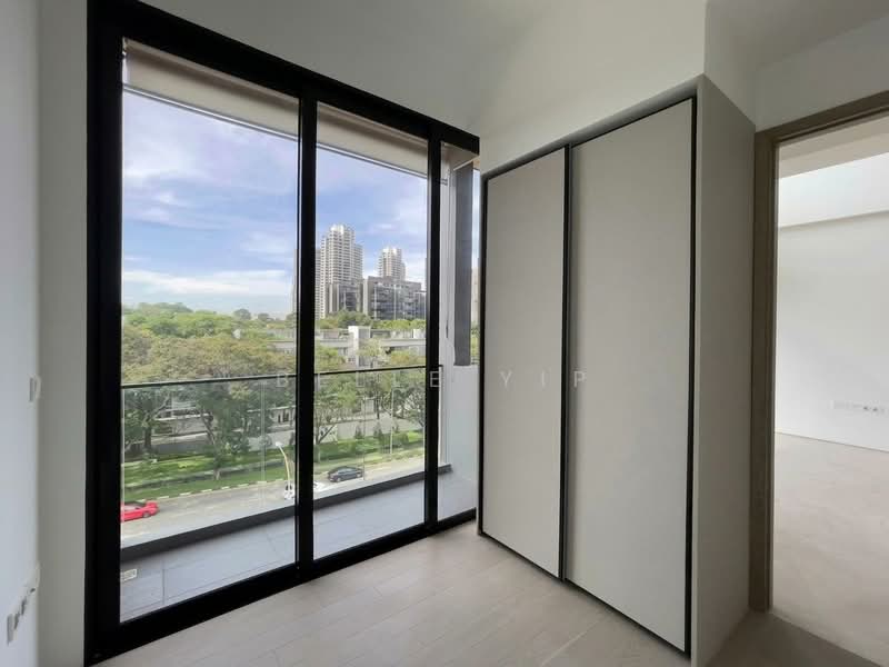 The Enclave Holland, 131 Holland Road, 4 Bedrooms, 1,410 sqft, Condominium For Sale, by Belle Yip, 500118973 - Balcony - PropertyGuru.com.sg
