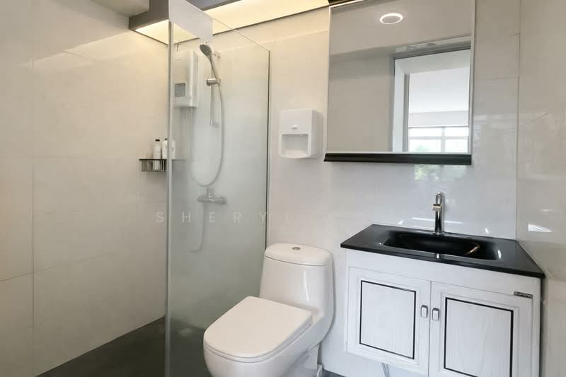171A Edgedale Plains, 171A Edgedale Plains, 3 Bedrooms, 926 sqft, HDB Flat For Sale, by Sheryl Koh, 500118980 - Bathroom - PropertyGuru.com.sg