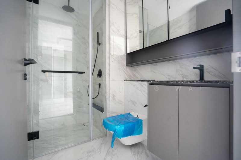 The Landmark, 173 Chin Swee Road, 2 Bedrooms, 678 sqft, Condominium For Sale, by Cheryl Chong Wai Yee, 500118985 - Bathroom - PropertyGuru.com.sg