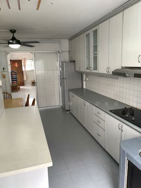 206 Bukit Batok Street 21, 206 Bukit Batok Street 21, 2 Bedrooms, 785 sqft, HDB Flat For Rent, by William Wong, 500119007 - Kitchen - PropertyGuru.com.sg