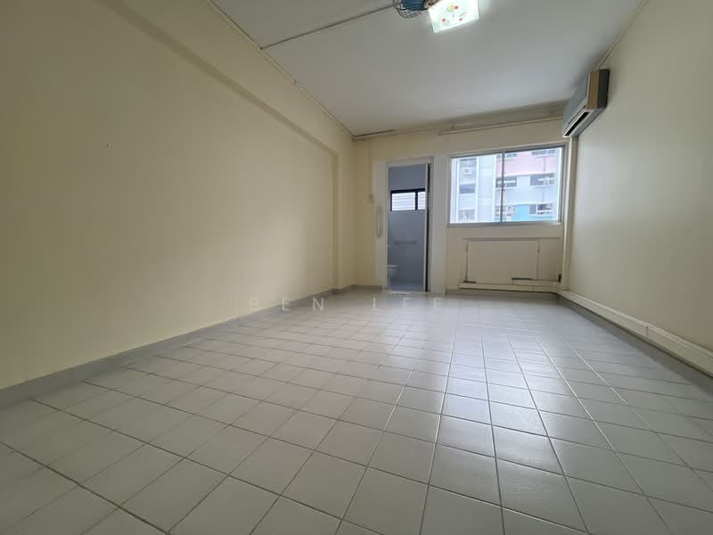 130 Yishun Street 11, 130 Yishun Street 11, 3 Bedrooms, 1,119 sqft, HDB Flat For Sale, by Ben Lee, 500119019 - Interior - PropertyGuru.com.sg