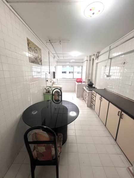 130 Yishun Street 11, 130 Yishun Street 11, 3 Bedrooms, 1,119 sqft, HDB Flat For Sale, by Ben Lee, 500119019 - Kitchen - PropertyGuru.com.sg