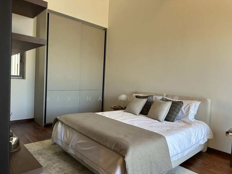 Parksuites, 18 Holland Grove Road, 3 Bedrooms, 1,421 sqft, Condominium For Sale, by Alvina Fu 傅琳雅, 500119027 - Bedroom - PropertyGuru.com.sg