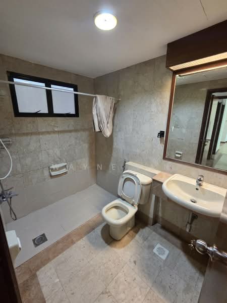 Harbourlights, 66 Telok Blangah Road, 2 Bedrooms, 818 sqft, Condominium For Sale, by Wayne Tan, 500119036 - Bathroom - PropertyGuru.com.sg