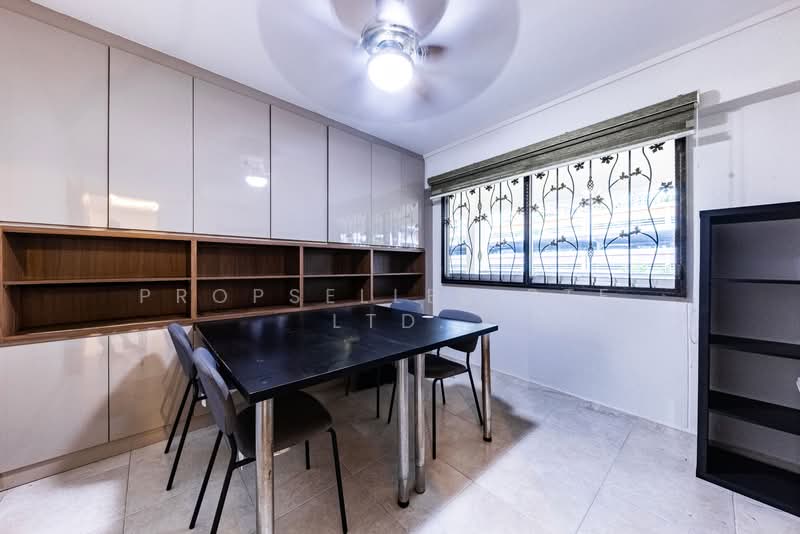 208 Bishan Street 23, 208 Bishan Street 23, 4 Bedrooms, 1,572 sqft, HDB Flat For Sale, by PROPSELLER PTE. LTD., 500119037 - Dining Room - PropertyGuru.com.sg