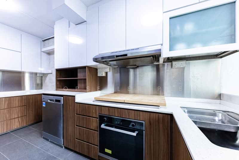 208 Bishan Street 23, 208 Bishan Street 23, 4 Bedrooms, 1,572 sqft, HDB Flat For Sale, by PROPSELLER PTE. LTD., 500119037 - Kitchen - PropertyGuru.com.sg