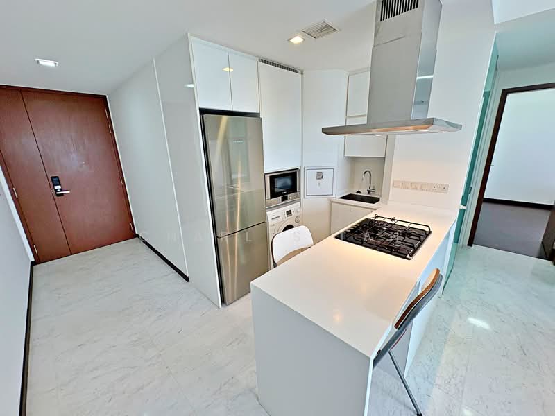 Adria, 12 Derbyshire Road, 2 Bedrooms, 700 sqft, Condominium For Rent, by Charles Tan, 500119042 - Kitchen - PropertyGuru.com.sg