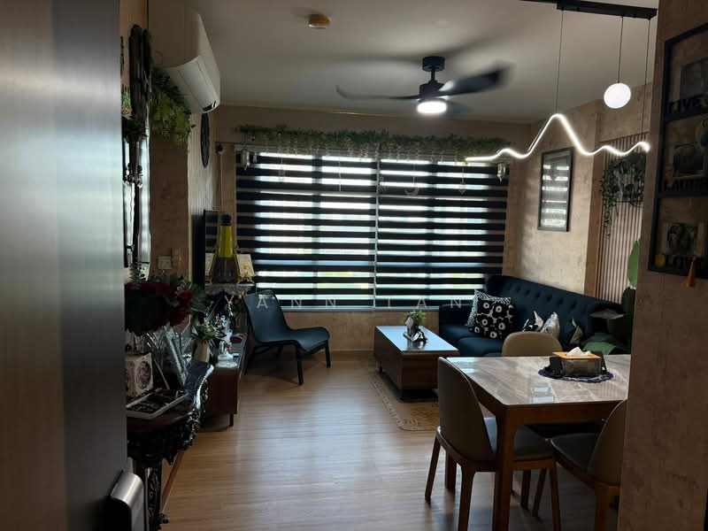 355A Anchorvale Lane, 355A Anchorvale Lane, 2 Bedrooms, 732 sqft, HDB Flat For Sale, by Yann Tan, 500119055 - Living Room - PropertyGuru.com.sg