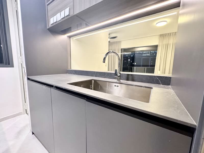 One-North Eden, 8 Slim Barracks Rise, 3 Bedrooms, 1,119 sqft, Condominium For Sale, by Katherine Tay, 500119083 - Kitchen - PropertyGuru.com.sg