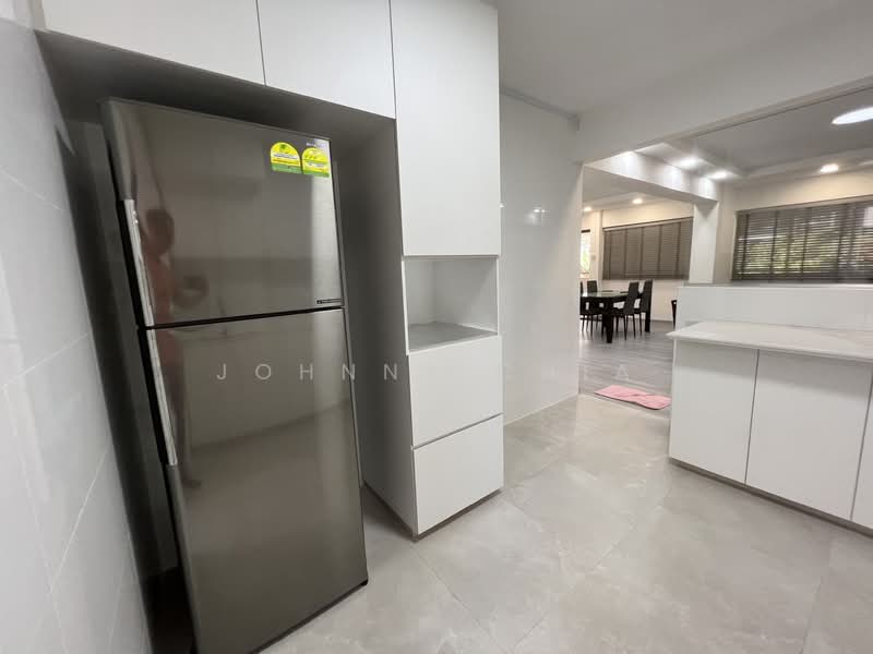570 Pasir Ris Street 53, 570 Pasir Ris Street 53, 3 Bedrooms, 1,162 sqft, HDB Flat For Sale, by Johnny Chia, 500119085 - Kitchen - PropertyGuru.com.sg