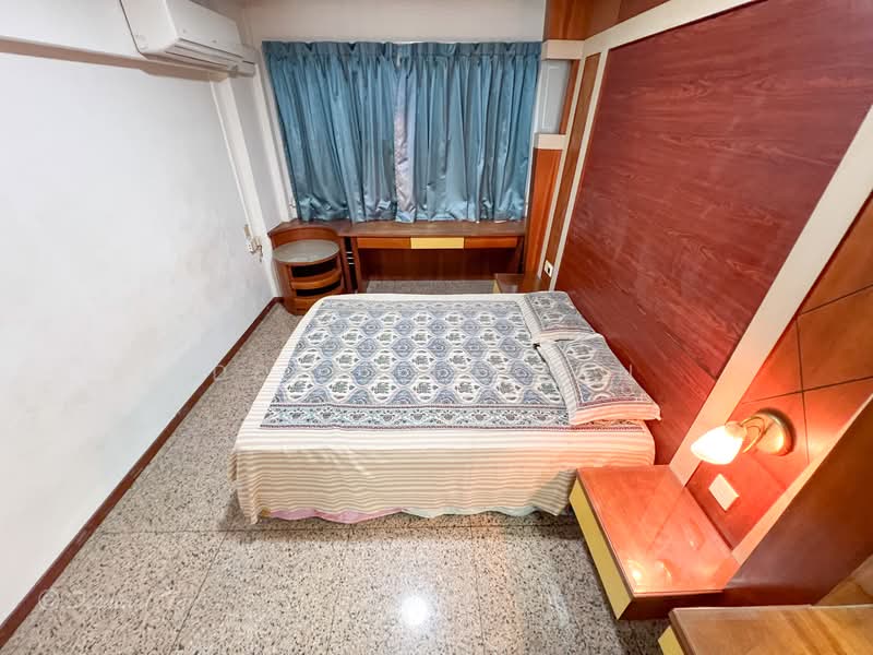 345 Kang Ching Road, 345 Kang Ching Road, 3 Bedrooms, 1,098 sqft, HDB Flat For Sale, by Desmond Tan, 500119086 - Master Bedroom - PropertyGuru.com.sg