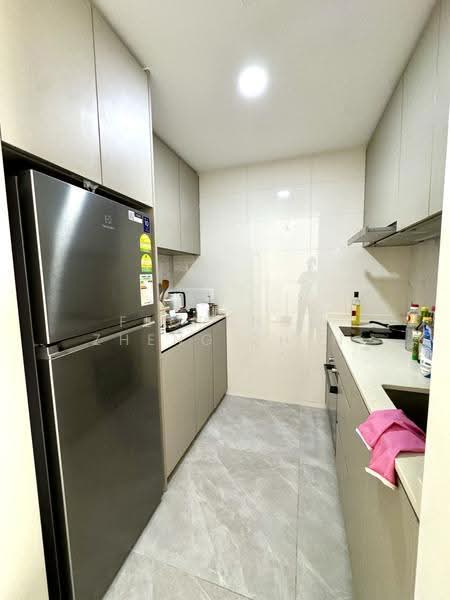 Clavon, Clementi Avenue 1, Buona Vista / West Coast / Clementi New Town, 2 Bedrooms, 764 sqft, Condominium For Rent, by Florence Zheng Zhen, 500119093 - Kitchen - PropertyGuru.com.sg