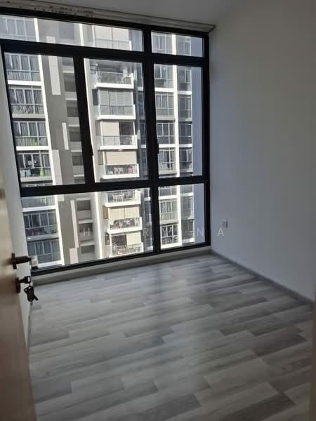 La Fiesta, Sengkang Square, 3 Bedrooms, 1,001 sqft, Condominium For Rent, by Henry Na, 500119094 - View - PropertyGuru.com.sg