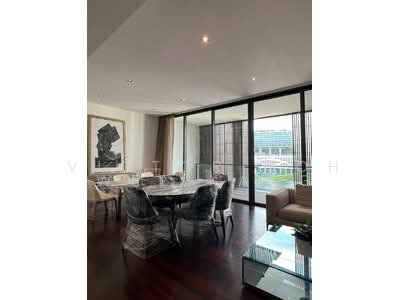 For Rent - Lloyd SixtyFive