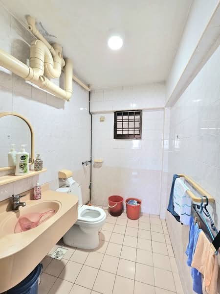 766 Bedok Reservoir View, 766 Bedok Reservoir View, 3 Bedrooms, 1,130 sqft, HDB Flat For Sale, by Adam Tng, 500119122 - PropertyGuru.com.sg