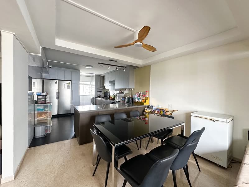 841 Jurong West Street 81, 841 Jurong West Street 81, 3 Bedrooms, 1,593 sqft, HDB Flat For Sale, by Oliver Tan, 500119123 - Kitchen - PropertyGuru.com.sg