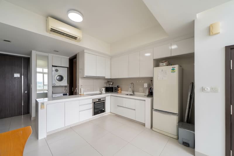 The Rochester Residences, 33 Rochester Drive, 1 Bedroom, 1,023 sqft, Apartment For Rent, by Zach Sabai, 500119140 - Kitchen - PropertyGuru.com.sg