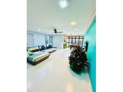 For Sale - 556 Woodlands Drive 53