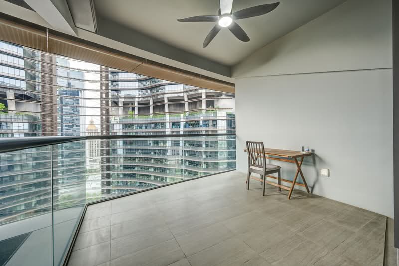 Marina One Residences, 21 Marina Way, 2 Bedrooms, 1,033 sqft, Condominium For Sale, by Andy Ea, 500119149 - Balcony - PropertyGuru.com.sg