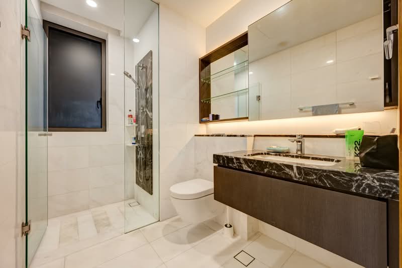 Marina One Residences, 21 Marina Way, 2 Bedrooms, 1,033 sqft, Condominium For Sale, by Andy Ea, 500119149 - Bathroom - PropertyGuru.com.sg