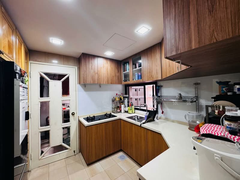 Heritage View, 10 Dover Rise, 2 Bedrooms, 969 sqft, Condominium For Rent, by Denyse Chong 张芸珊, 500119150 - Kitchen - PropertyGuru.com.sg