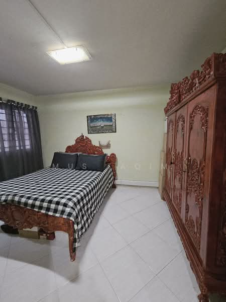 160 Woodlands Street 13, 160 Woodlands Street 13, 3 Bedrooms, 1,108 sqft, HDB Flat For Sale, by Mus Taqim, 500119152 - Masterbedroom - PropertyGuru.com.sg