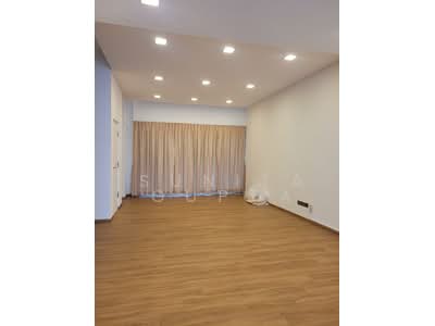 For Rent - Holland Mews