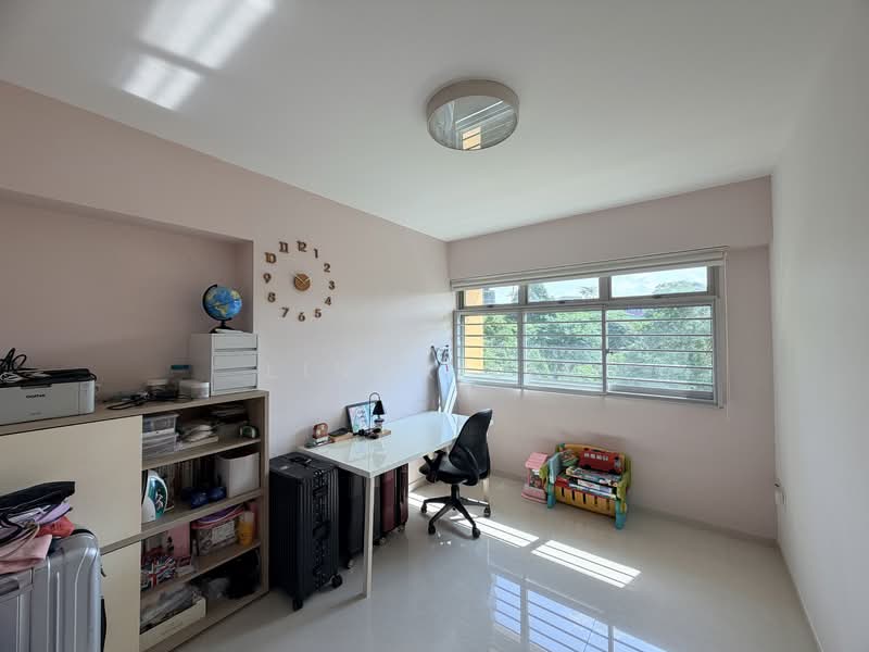 61C Strathmore Avenue, 61C Strathmore Avenue, 3 Bedrooms, 1,011 sqft, HDB Flat For Sale, by Linda Lee, 500119185 - Bedroom 3 - PropertyGuru.com.sg