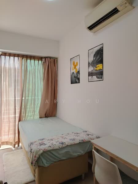 Sunglade, 1 Serangoon Avenue 2, Room Rental, 80 sqft, Condominium For Rent, by Mary Hou, 500119193 - Bedroom - PropertyGuru.com.sg
