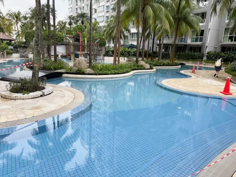 Master Bedroom @ Serangoon MRT Condo, , Room Rental, 220 sqft, Condominium For Rent, by Cindy Fu 付小姐, 500119207 - Pool - PropertyGuru.com.sg